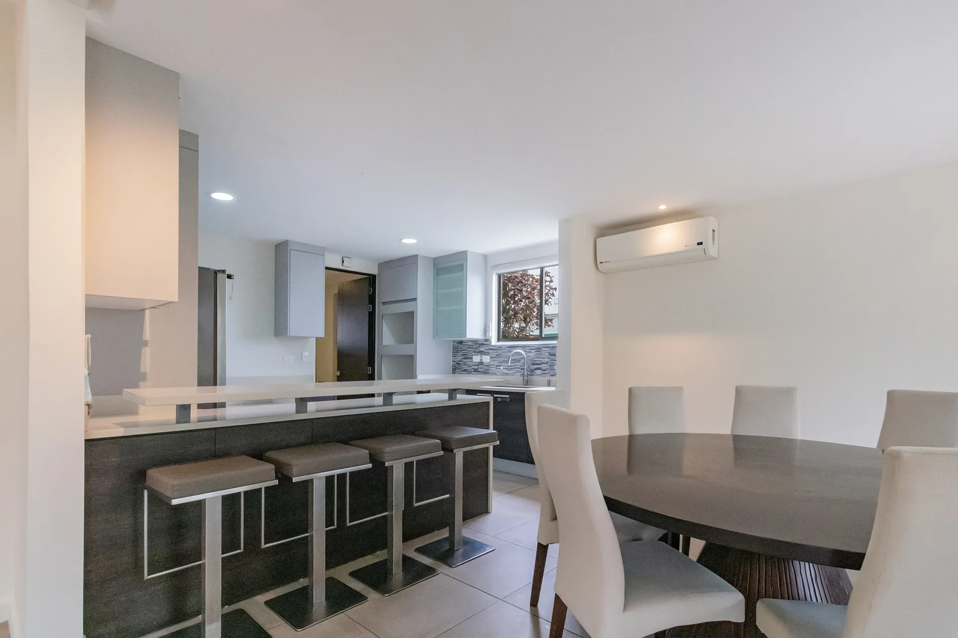 Townhouse for Sale in Lindora Place Santa Ana (4)