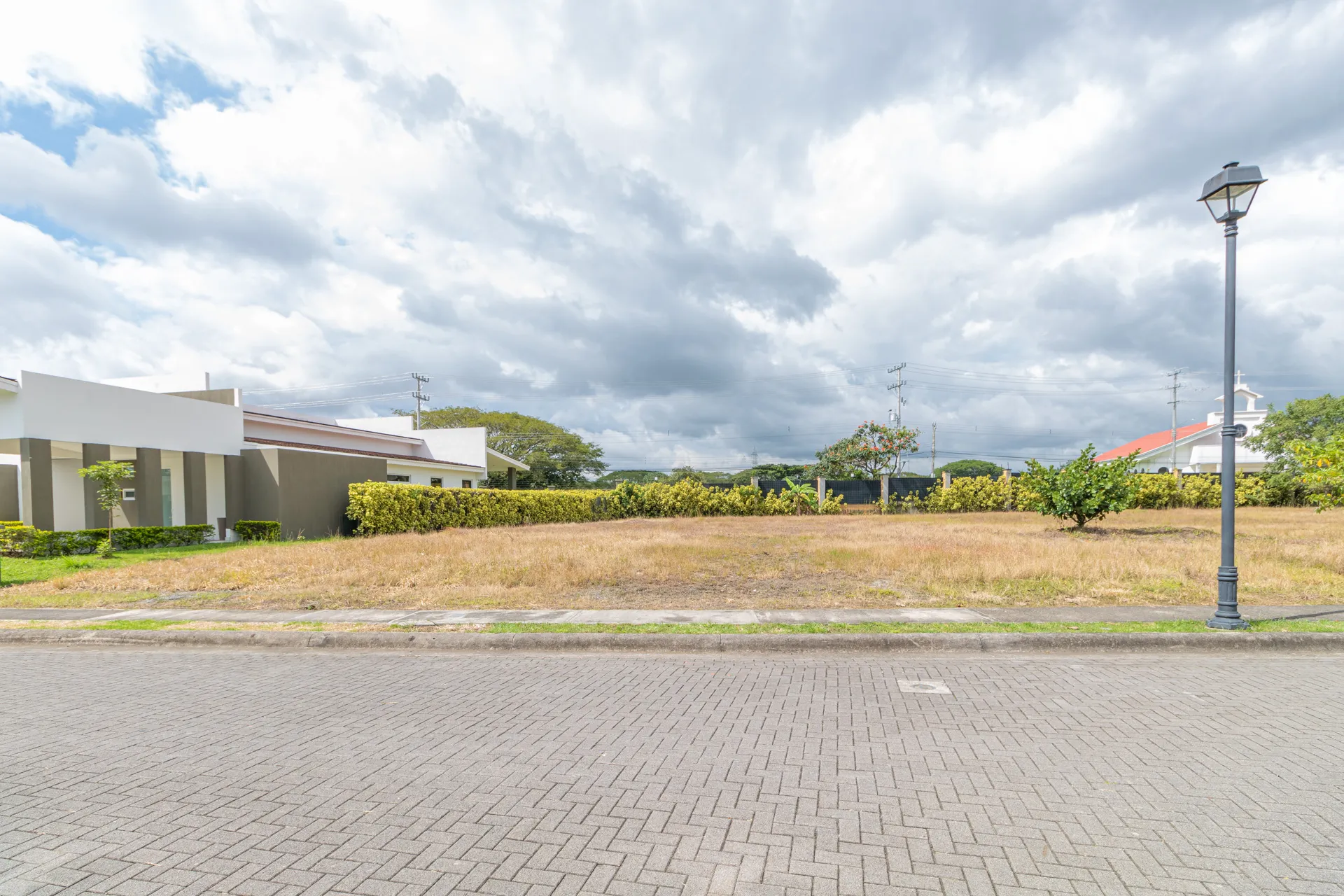 lots for sale in Verdi Lindora Santa Ana (2)